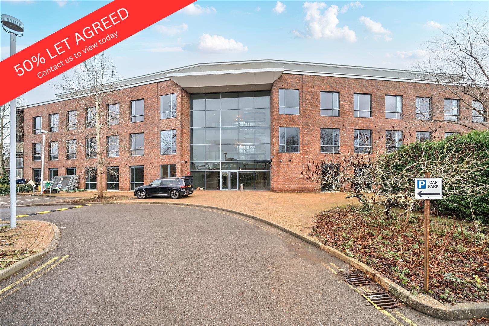 Roop House Waterfront, Fleet